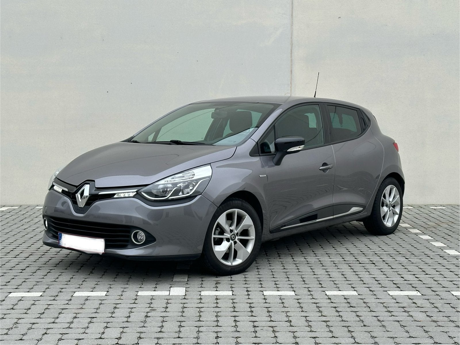 Renault Clio, Voorwielaandrijving, Stof, 1146 cc, USB
