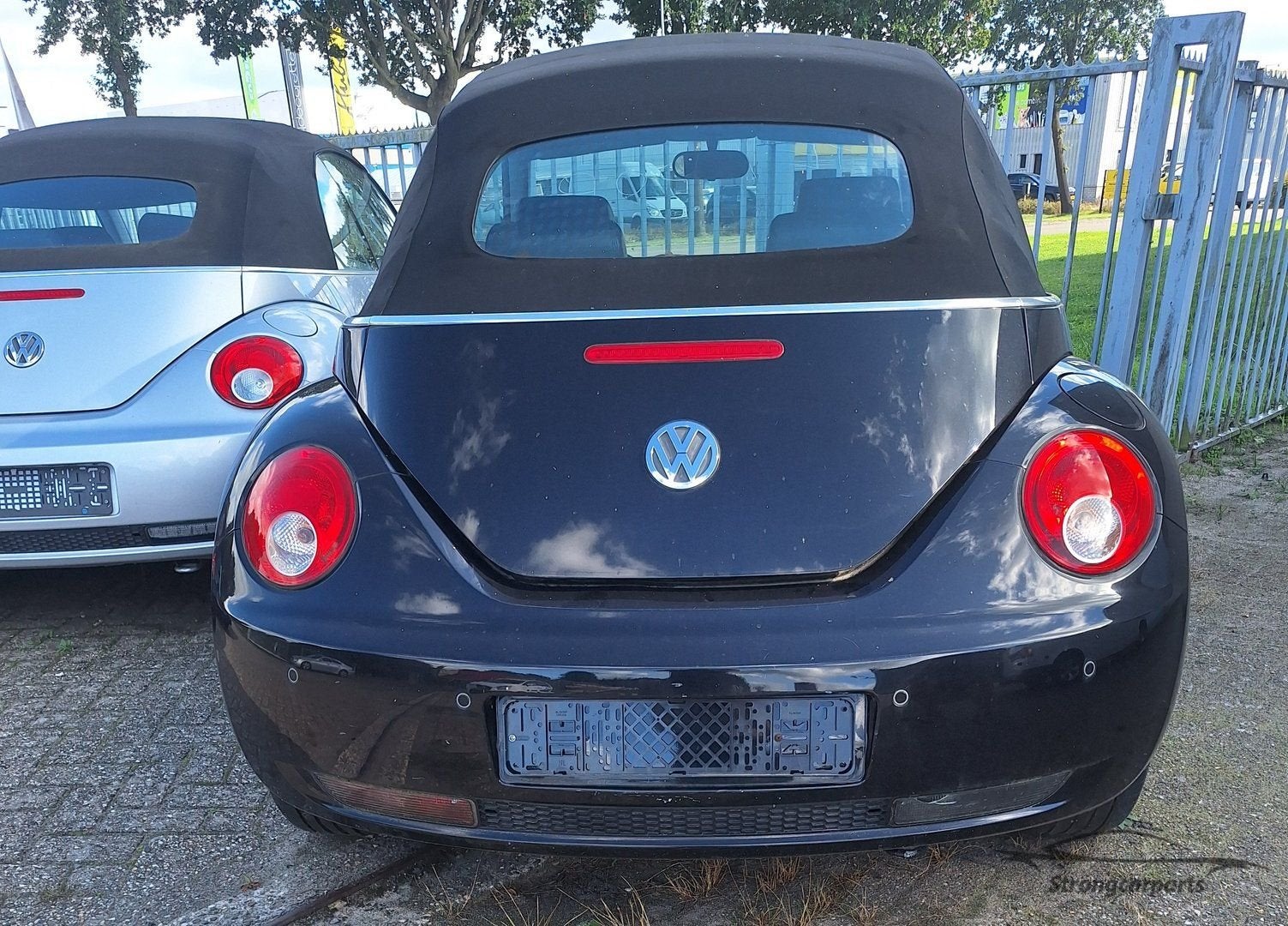 Achterbumper VW New Beetle Cabrio met 4xpdc kleur LC9X 2007, Arrière, Volkswagen, -, Utilisé