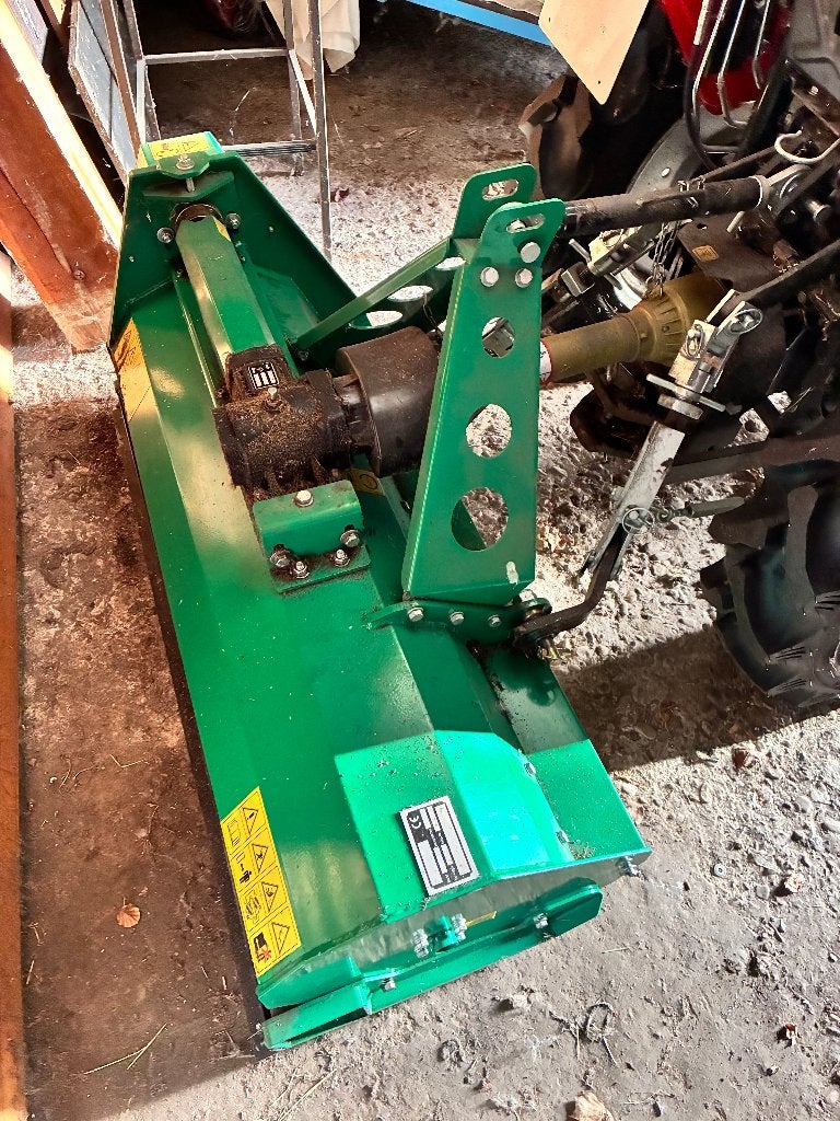 Minitractor (2022) + Klepelmaaier + Palletdrager, 80 uur!, Gebruikt, Tot 2500, Tot 80 Pk, Ophalen