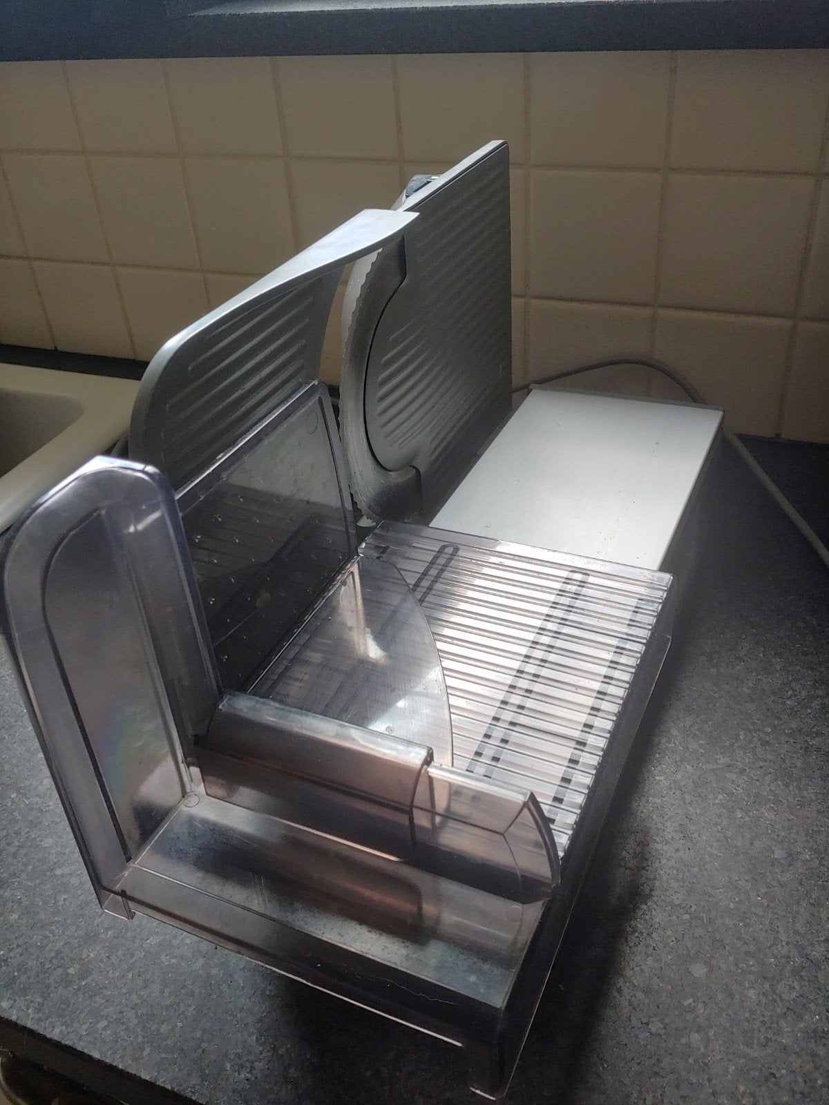 SilverCrest Elektrische Allessnijder (SAS 150 A1) – 150W, Snijmachine, Ophalen
