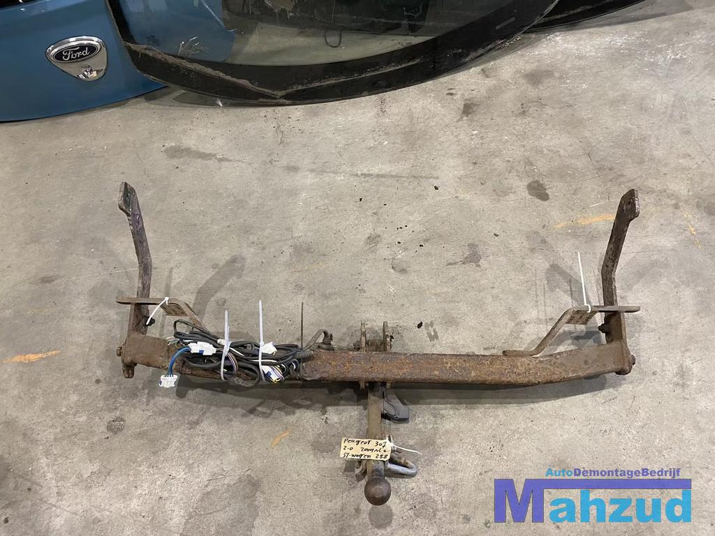 PEUGEOT 307 SW Station afneembaar trekhaak 2002-2009, Taurusavenue 1
2132 LS  Hoofddorp, NL, Contact.group@renault.com, Stellantis N.V.