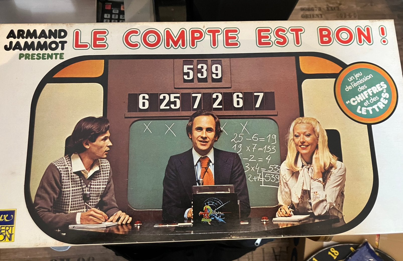 Jeu vintage “ Le compte est bon”, Trois ou quatre joueurs, Enlèvement ou Envoi, Comme neuf, Autre