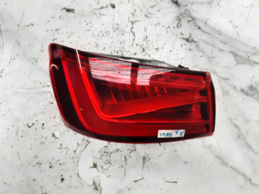 ACHTERLICHT LINKS Audi A3 Limousine (8VS / 8VM), Gebruikt, Mevr. I. Hauben, Audi, Rue de l'Espoir 34 34
4030  GRIVEGNÉE, BE