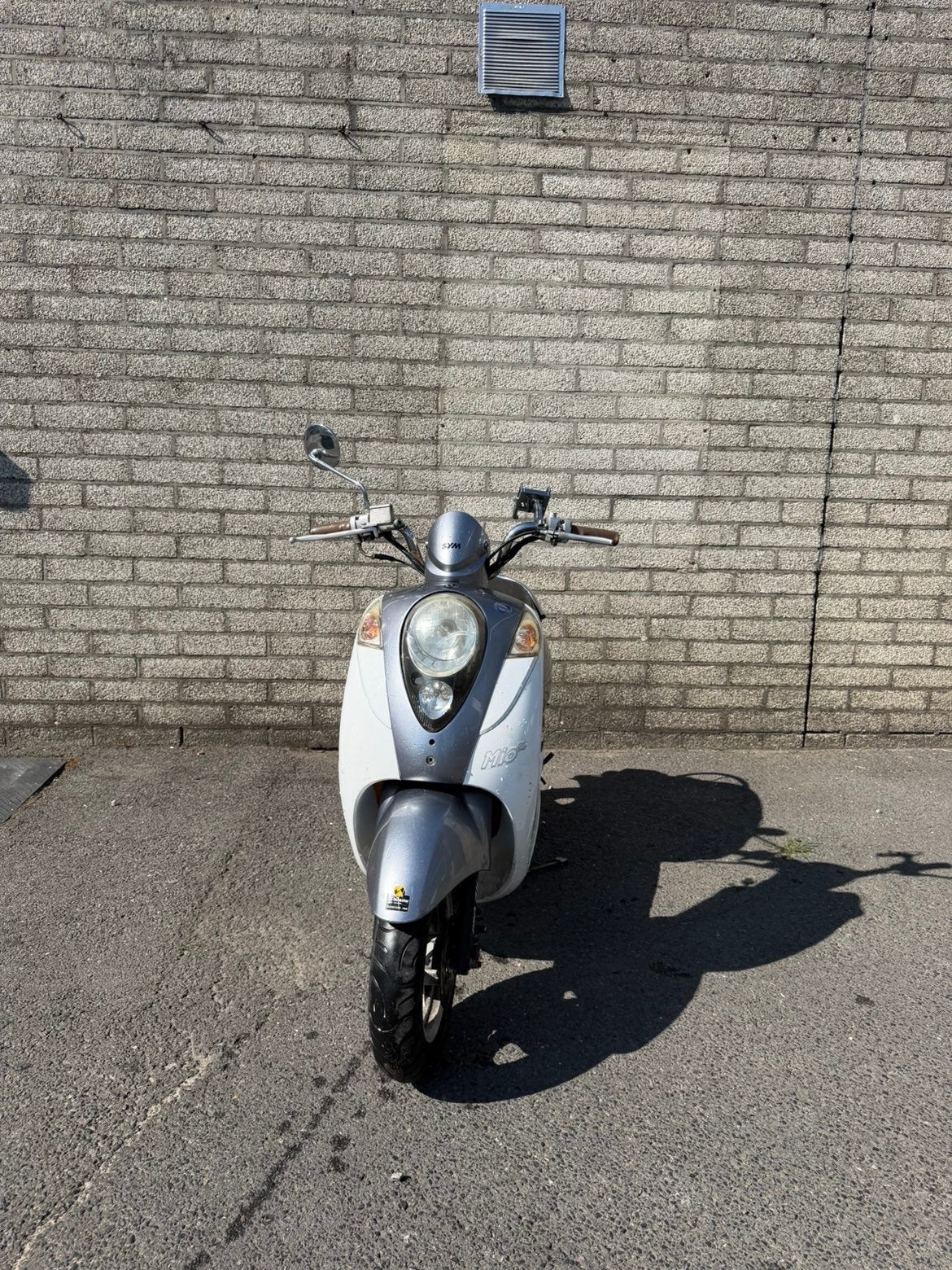 Sym mio 50cc, Fietsen en Brommers, Ophalen, Zo goed als nieuw, Mio