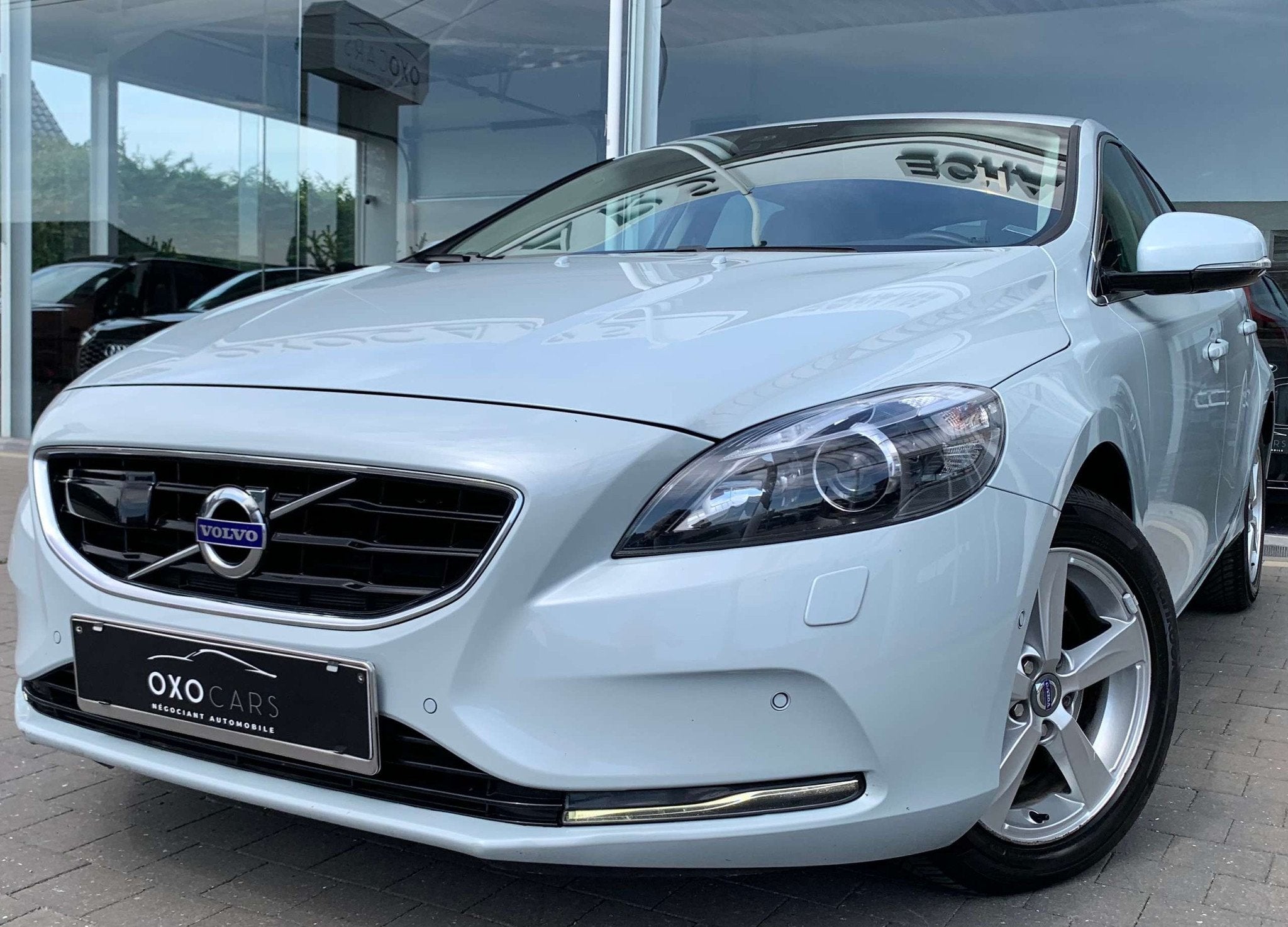 Volvo V40 2.0 D3 150CV / Boite Automatique / Xenon / Gps / C, Autos, Cuir, Achat, 110 kW, Entreprise