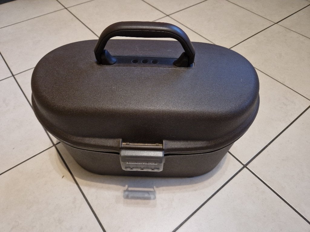 trousse de beauté, Bijoux, Sacs & Beauté, Gris, Comme neuf, Avec miroir(s), Enlèvement