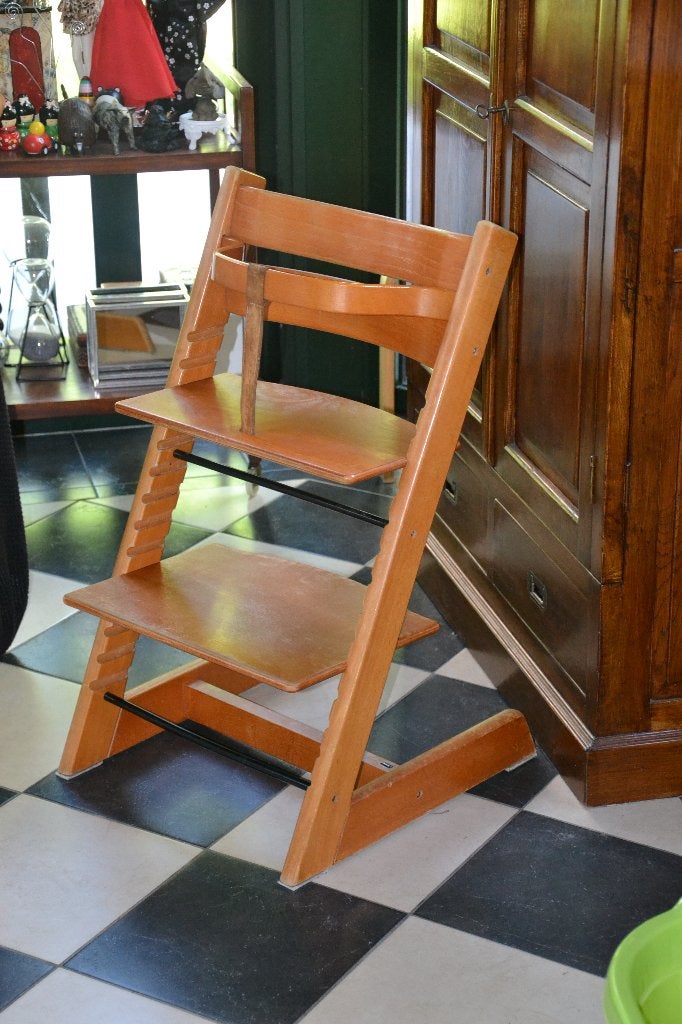 Escalier de voyage Stokke, Enfants & Bébés, Chaises pour enfants, Enlèvement, Utilisé, Chaise évolutive