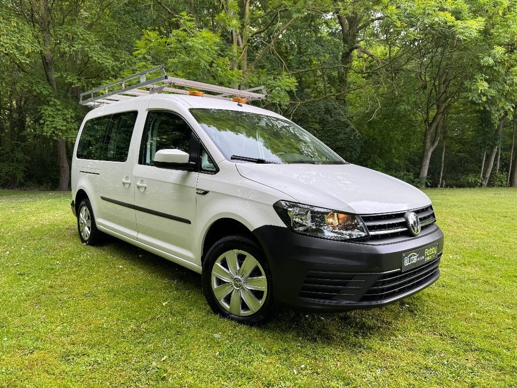 VOLKSWAGEN CADDY MAXI D.C.LICHTEVRACHT-BTW WAGEN - 78.000 KM, Stof, 4 cilinders, Volkswagen, 6 deurs