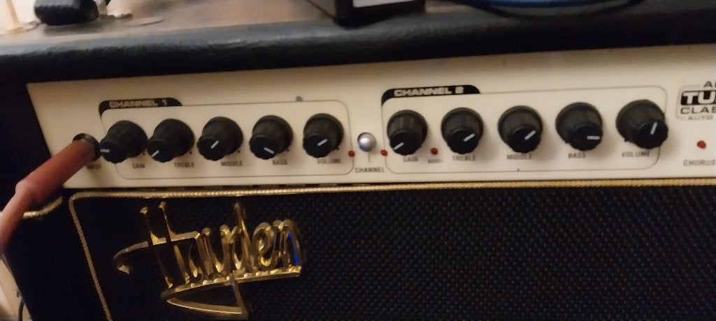 Hayden tube peacemaker 40 versterker met Harley benton gitaa, Musique & Instruments, Enlèvement, Utilisé, Guitare, Moins de 50 watts