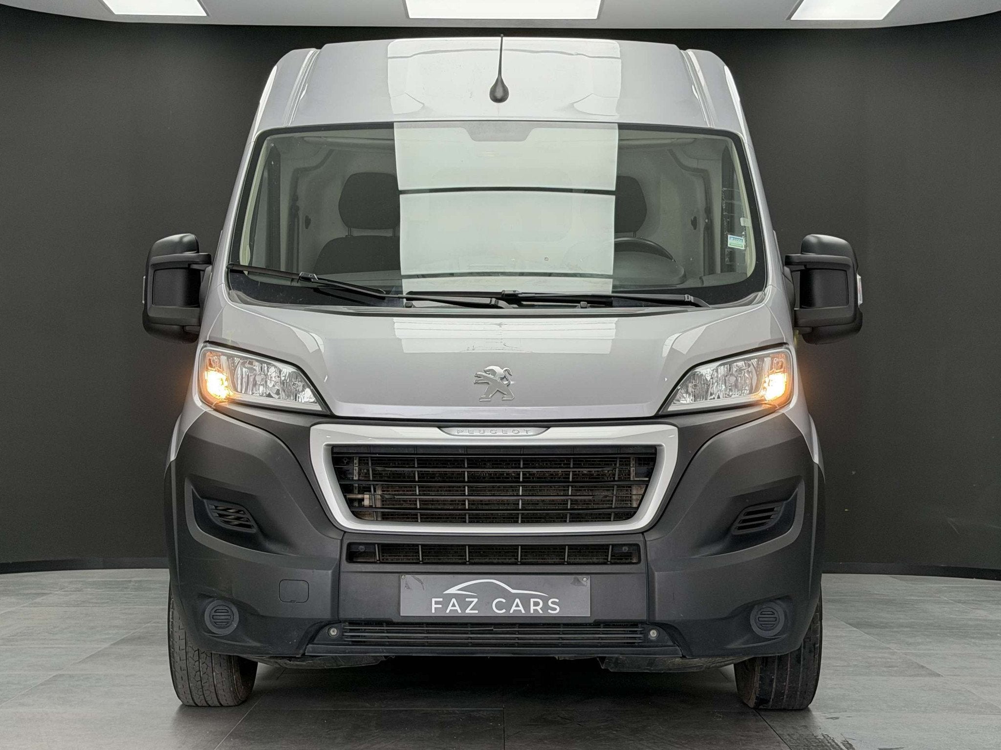 Peugeot Boxer 2.2 BlueHDi L3H2 * 1ER PROP + CAMÉRA + GPS +, 245 g/km, Argent ou Gris, Achat, Euro 6