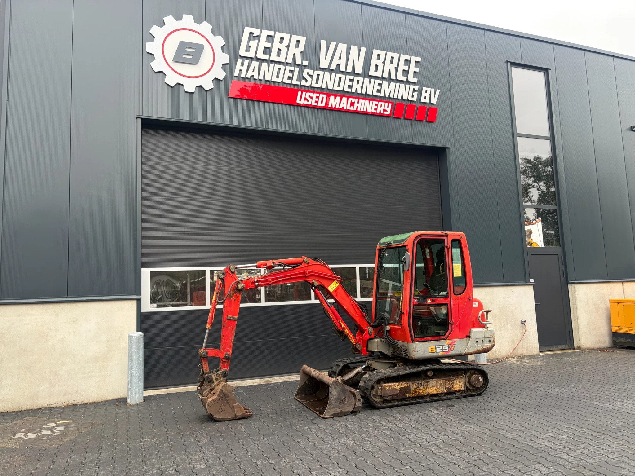 Yanmar B25V minigraver/graafmachine, Excavatrice