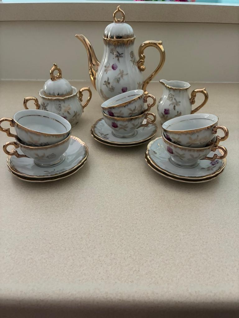 Mokka servies Novex wit goud roze, Ophalen