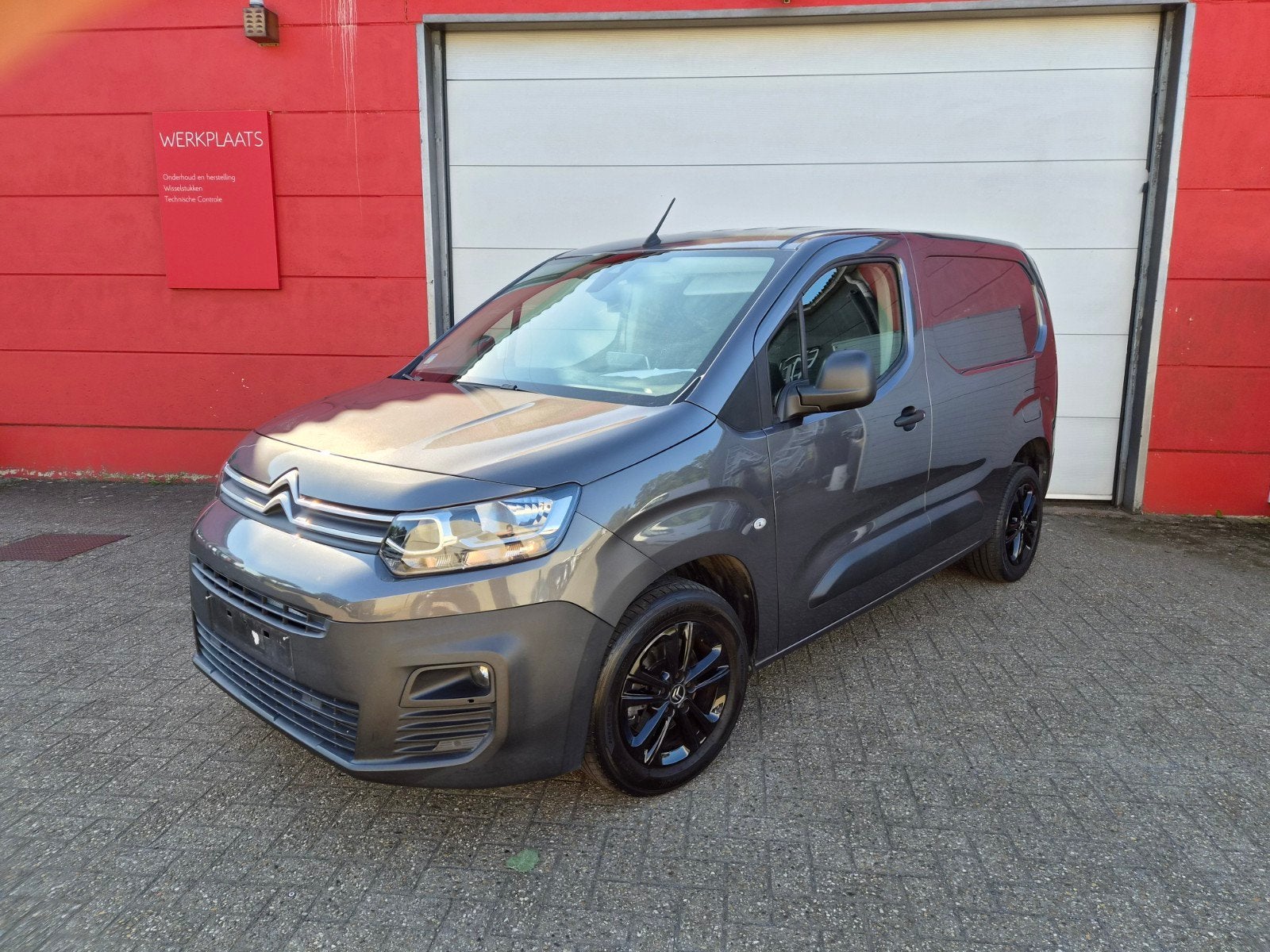Citroën Berlingo automaat - 51.000km - Navi/Sensoren/Camera, Stof, 4 cilinders, Diesel, Overige carrosserie