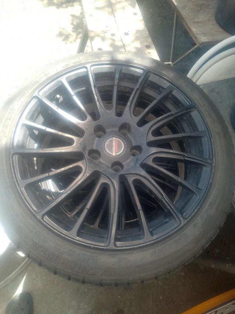 borbet velgen 18 inch met 215/45 hankook zomerbanden, Auto-onderdelen, Ophalen, 18 inch, 215 mm, Velg(en)