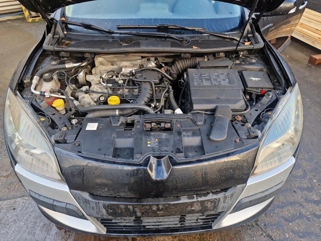 COMPUTER MOTOR Renault Megane III Coupe (DZ), Gebruikt, Renault, Peter-Huppertz-Straße 5
51063  Köln, DE, Dialog.deutschland@renault.de