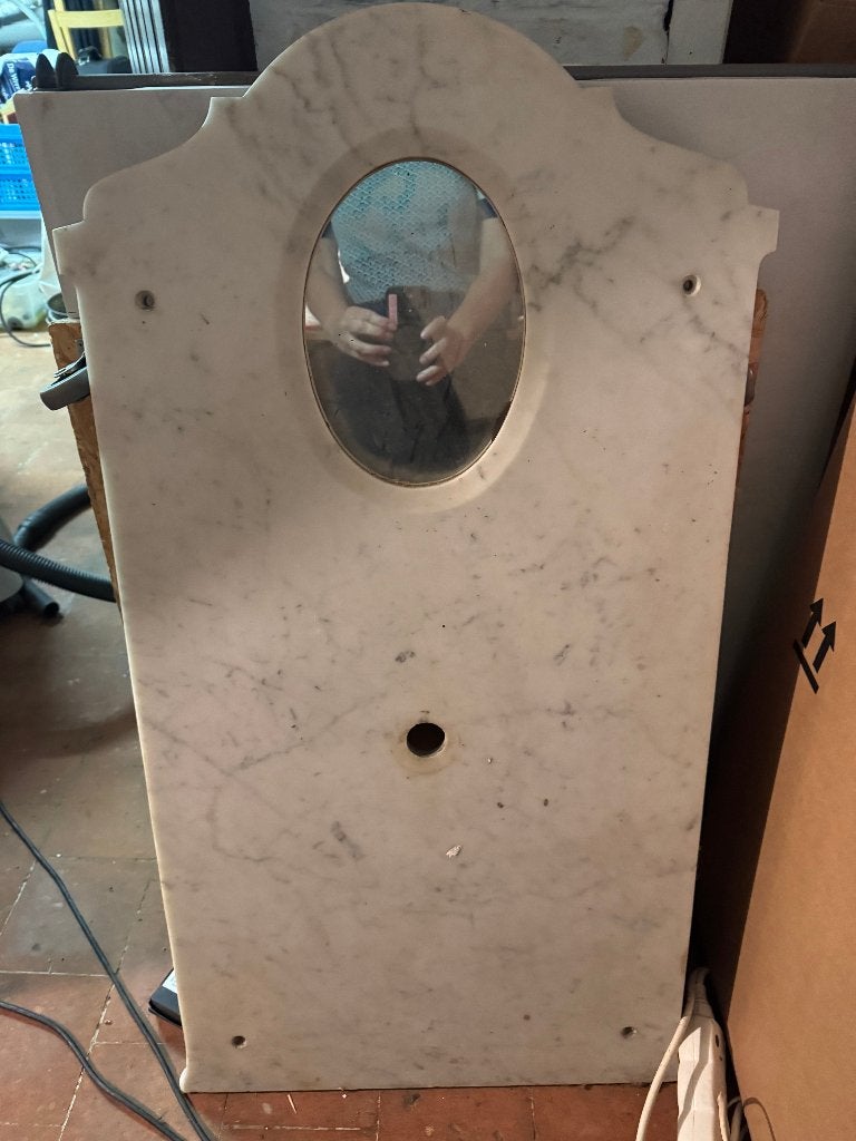 Antieke marmeren lavabo-opstand met ovale spiegel, Antiek en Kunst, Ophalen, Rechthoekig, 50 tot 100 cm, 100 tot 150 cm