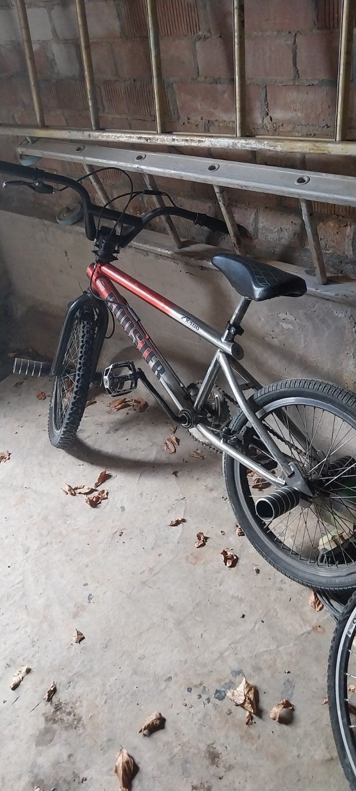 bmx, Enlèvement