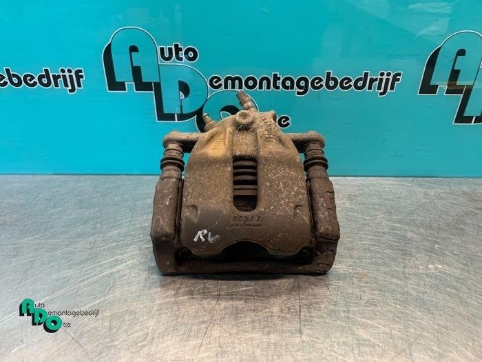 Remklauw (Tang) rechts-voor van een Renault Kangoo (Kangoo 2, Gebruikt, -, Renault, -