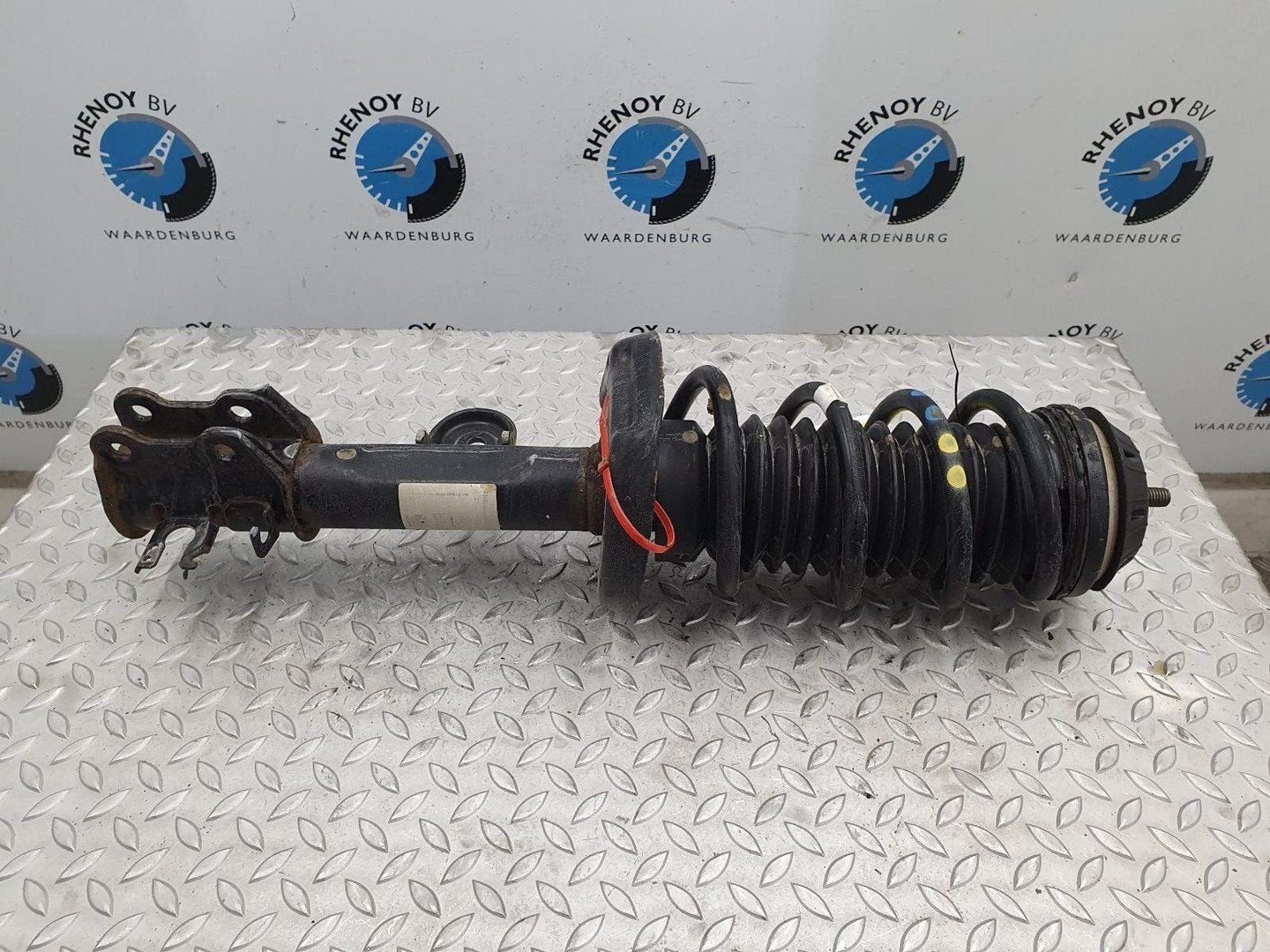 FIAT TIPO 1.3 MultiJet Lounge  VEERPOOT / SCHOKBREKER RV 201, Ophalen of Verzenden, Gebruikt, Stiba lid