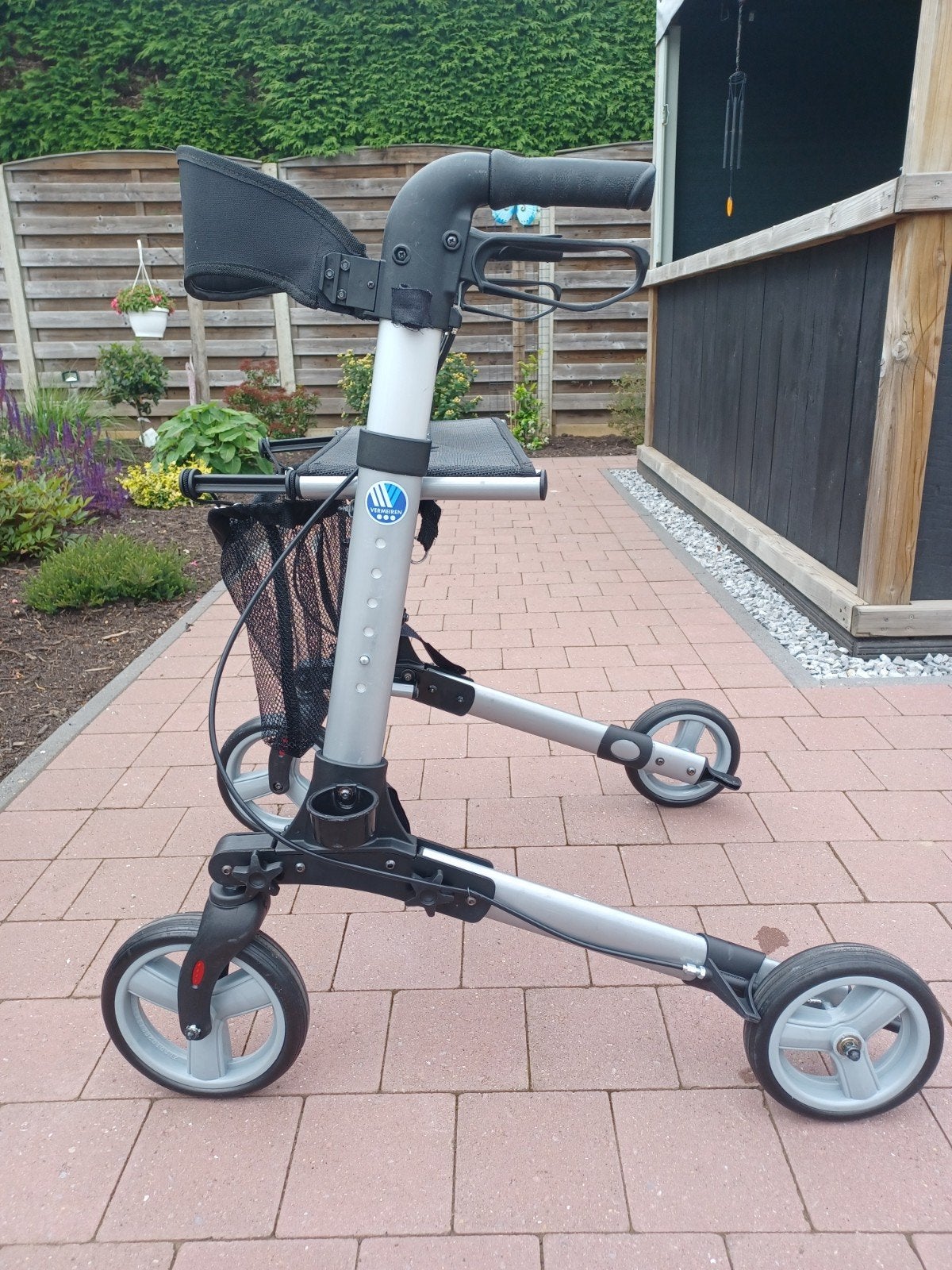 Rollator,opvouwbaar,lichtgewicht, koopje,zie info, Diversen, Ophalen, Opvouwbaar