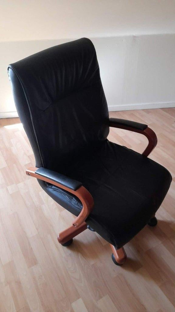 Fauteuil de bureau Executive cuir noir et bois, Maison & Meubles, Moins de 75 cm, Président / Executive, Enlèvement, Utilisé
