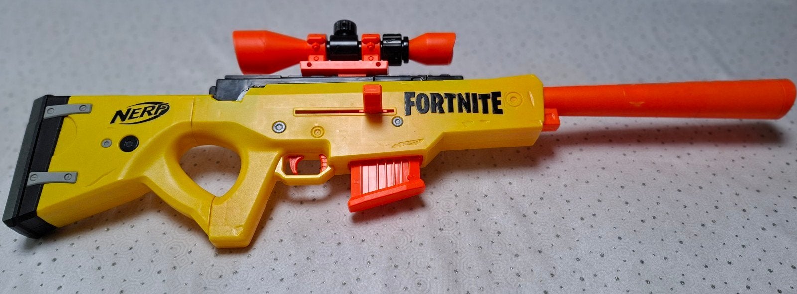 Nerf ensemble ultra complet de fusil, flèches et accessoires, Enlèvement, Utilisé