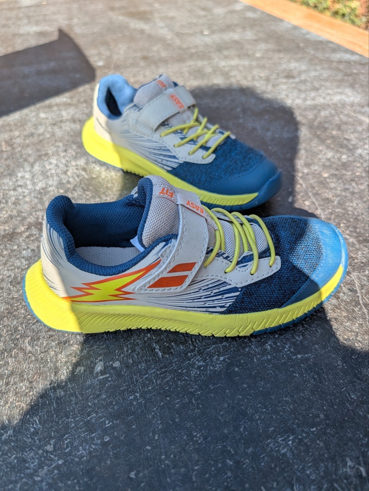 Tennisschoenen/ sneakers van Babolat maat 32, Ophalen, Zo goed als nieuw, Schoenen, Babolat