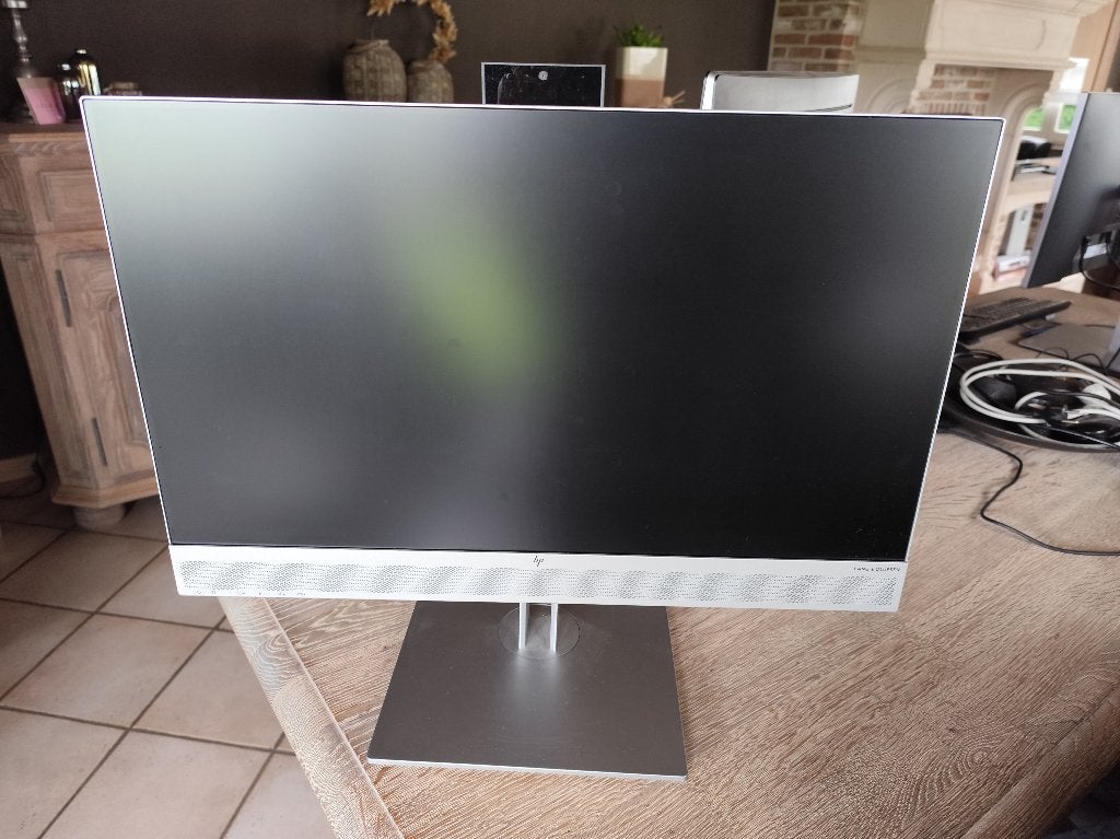 Webcam Full HD HP EliteDisplay E243m Bang & Olufsen 2585 heu, Informatique & Logiciels, 3 à 5 ms, HD, Inclinable, IPS