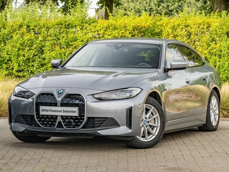 BMW i4 eDrive 35, Auto's, 4 deurs, USB, https://public.car-pass.be/vhr/ad159377-cbad-4ba2-834b-187aa6a12512, Zilver of Grijs