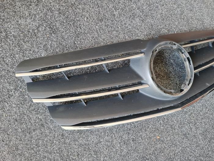 Calandre d'un Mercedes Vito, Autos : Pièces & Accessoires, Carrosserie & Tôlerie, Mercedes-Benz, Utilisé, 3 mois de garantie, Enlèvement ou Envoi