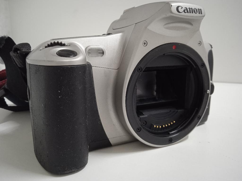 Canon EOS 300 body voor 35 mm film, Audio, Tv en Foto, Fotocamera's Analoog, Ophalen of Verzenden, Gebruikt, Spiegelreflex, Canon