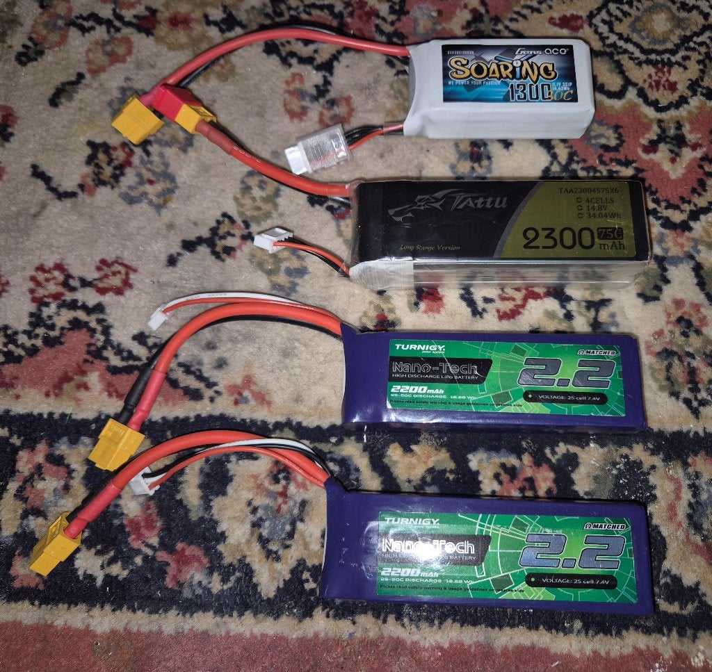 Vends divers lipo en très bon état voir neuve, Hobby & Loisirs créatifs, Modélisme | Radiocommandé & Téléguidé | Avions, Enlèvement ou Envoi