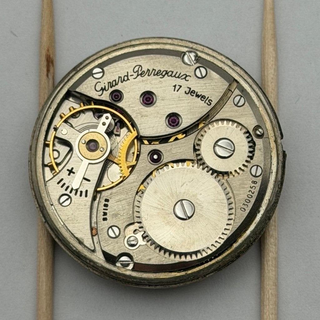 Girard-Perregaux handopwindbaar vintage uurwerk, Ophalen of Verzenden, Gebruikt, Staal, Polshorloge