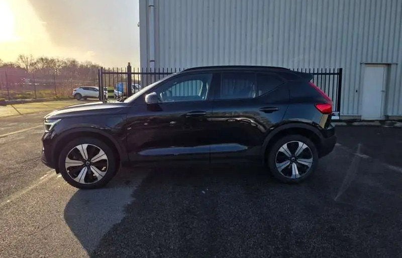 Volvo XC 40 T4 Recharge, Ultimate Dark, BTW, nieuwstaat, Auto's, Stof, Zwart, Zwart, Bedrijf