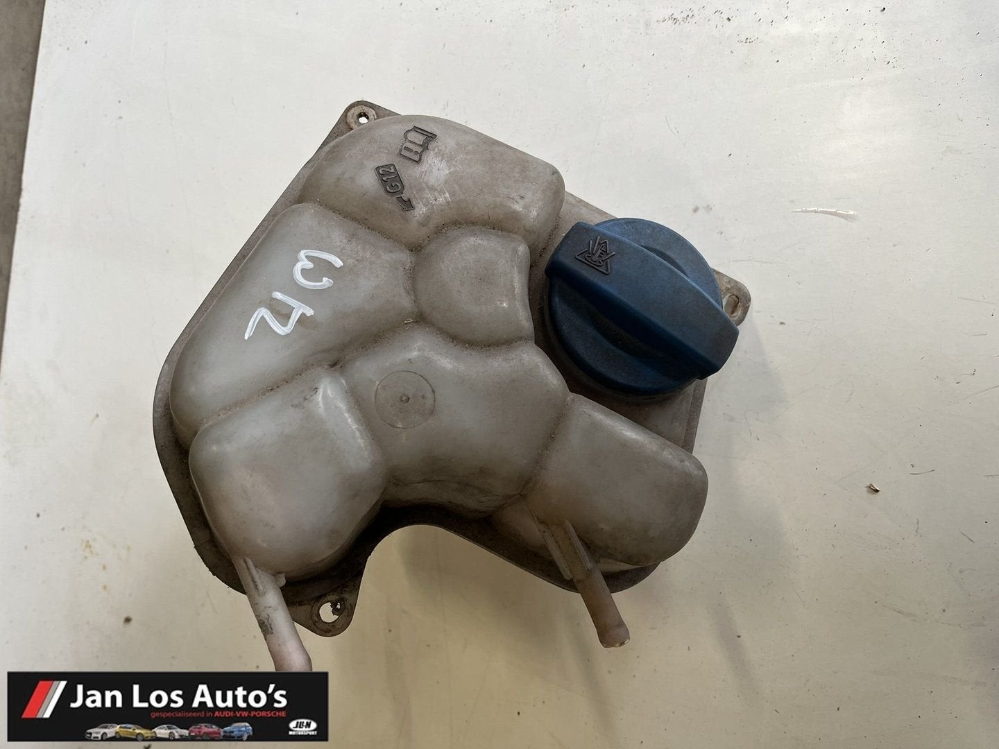 Expansievat Koelvloeistof reservoir Audi W12 A8 D2 4D0121403, Gebruikt, -, -, -
