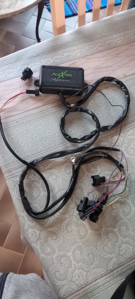 Boîtier bio éthanol flex fuel, Autos : Pièces & Accessoires, Systèmes à carburant