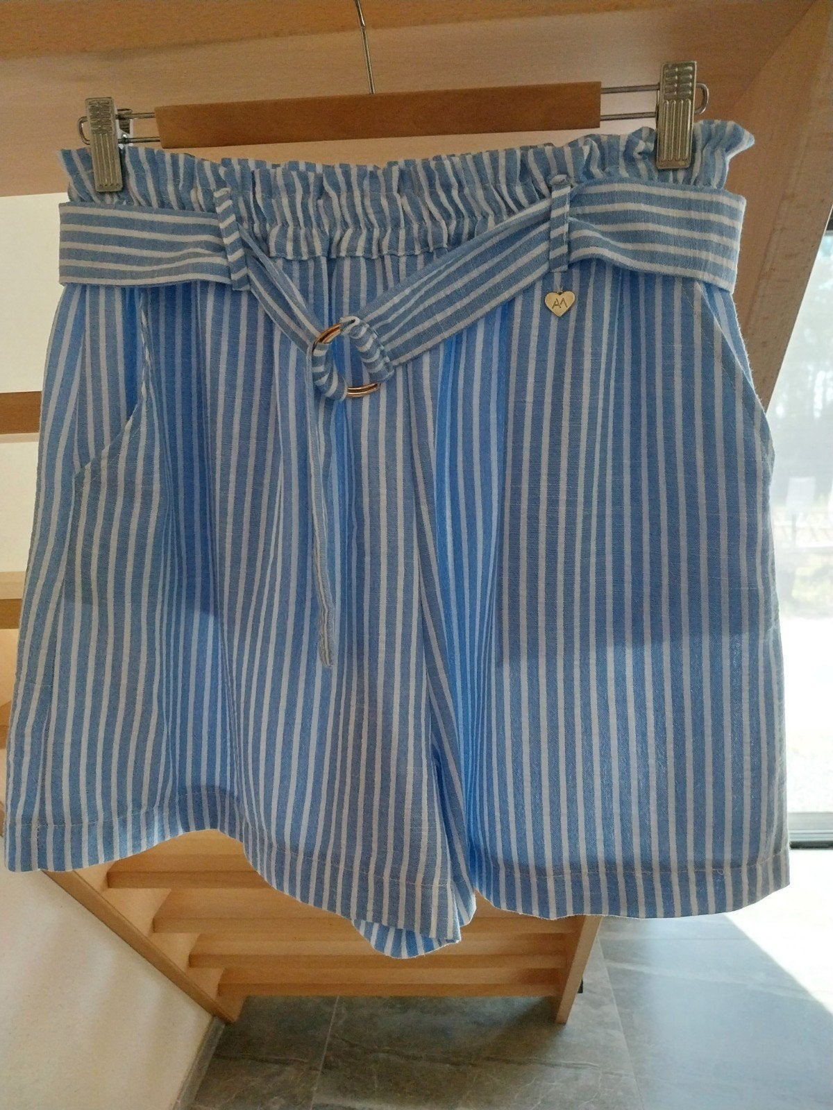 amelie amelie short maat M, Kleding | Dames, Ophalen, Maat 38/40 (M)
