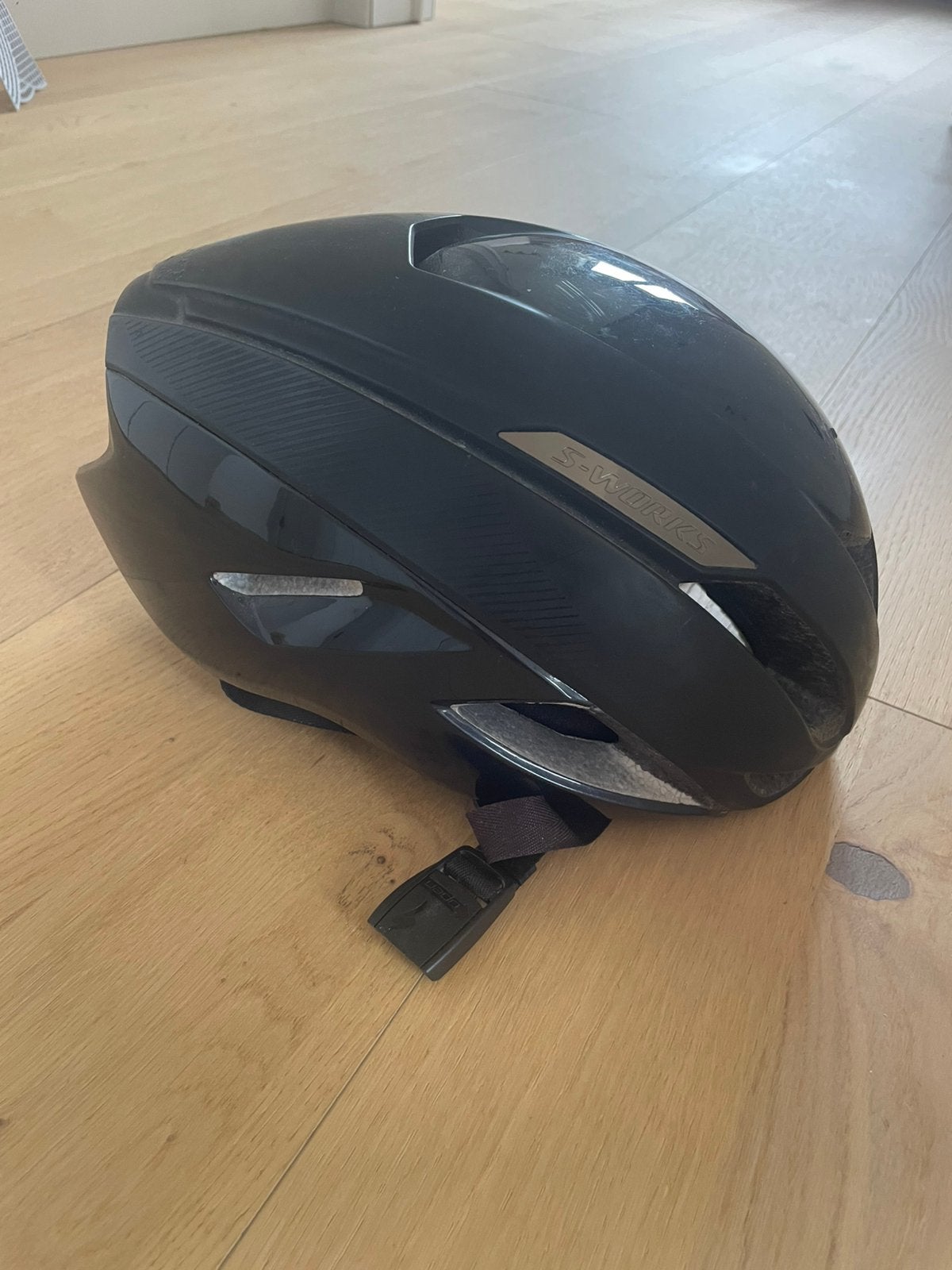 Specialized koershelm, Fietsen en Brommers, Ophalen, Zo goed als nieuw