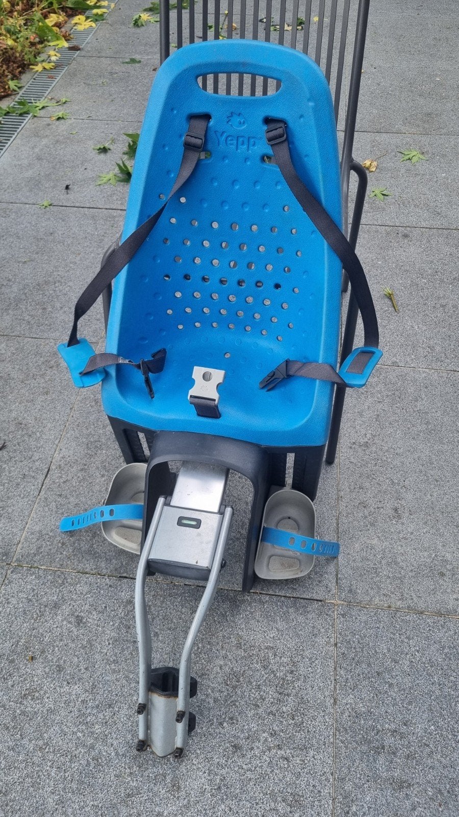 Yepp Maxi Blue, Fietsen en Brommers, Fietsaccessoires | Fietsstoeltjes, Ophalen, Achterzitje, Yepp (Thule), Gebruikt