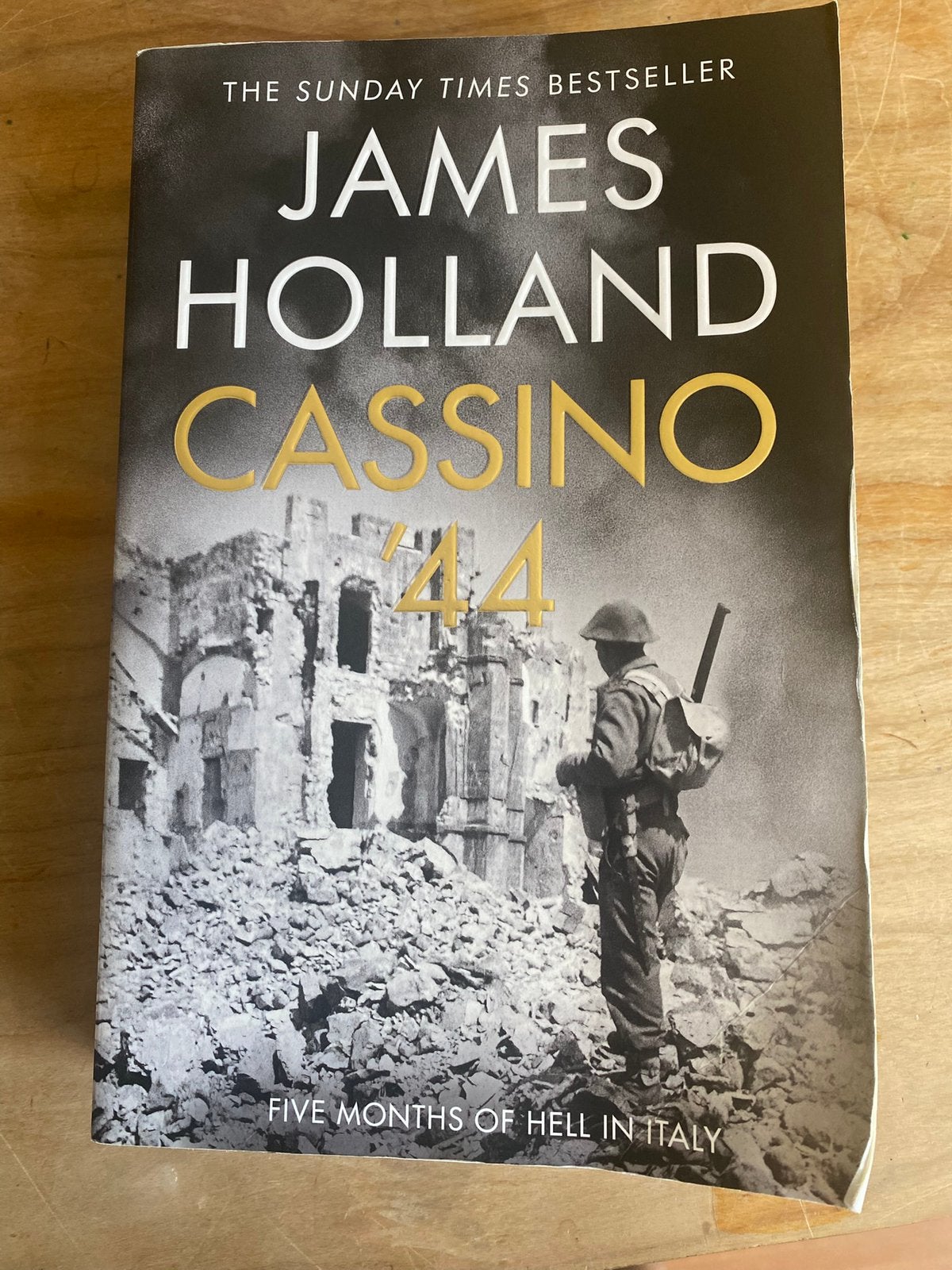 cassino 1944, Ophalen of Verzenden, Zo goed als nieuw