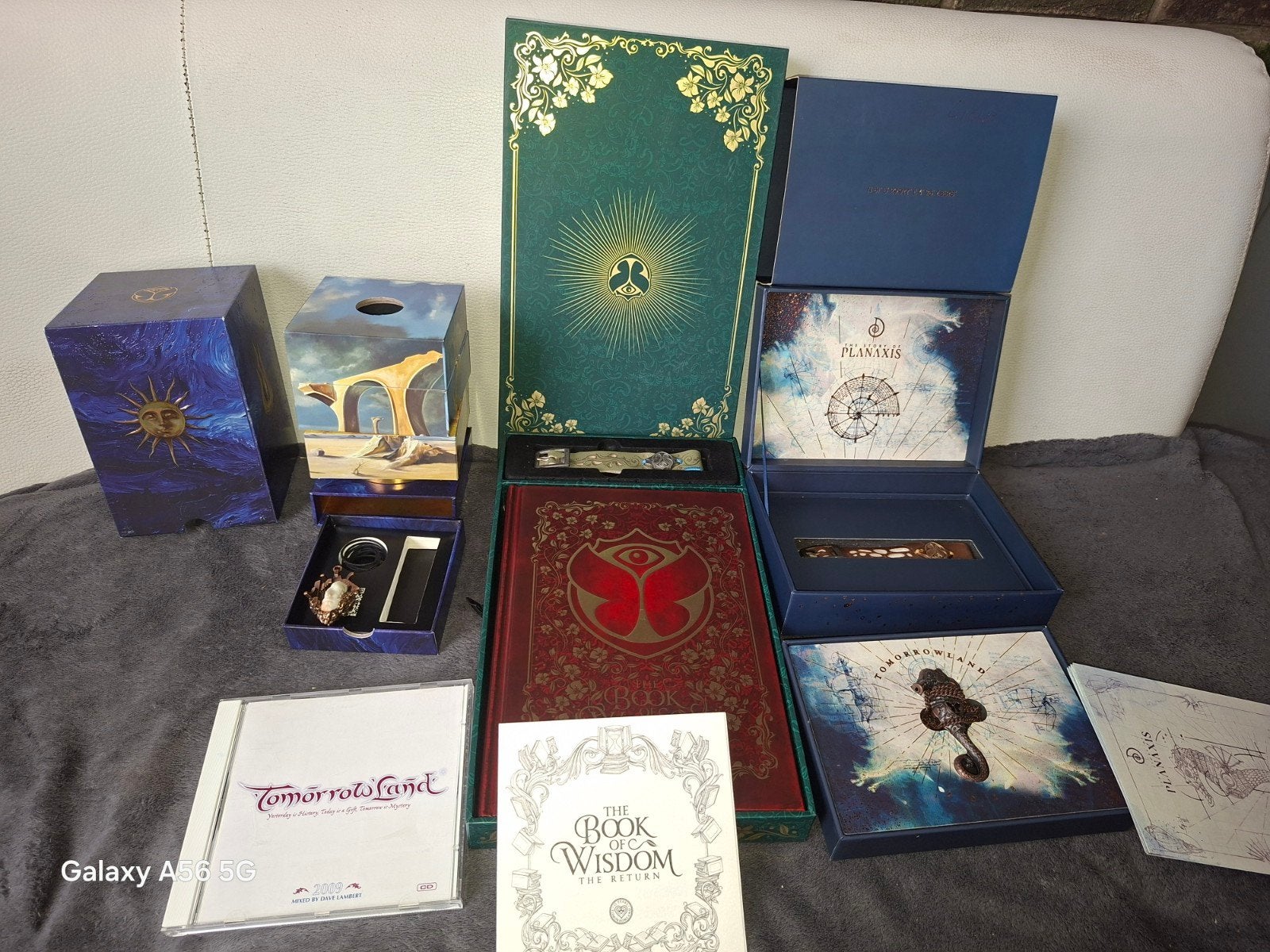 tomorrowland collector items, Ophalen of Verzenden
