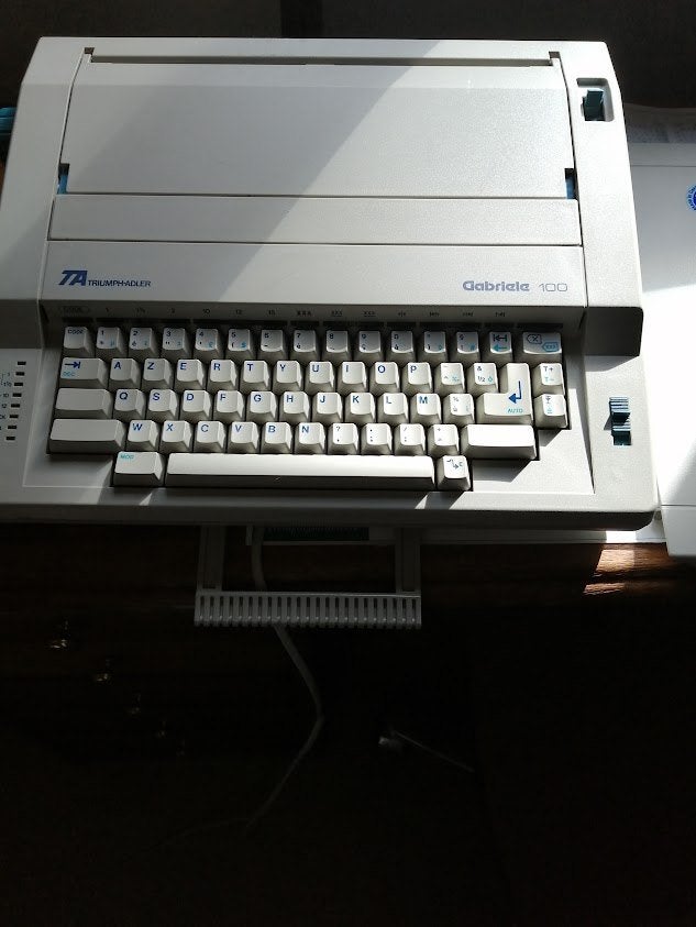 retro elektrisch typmachine Triump adler, Diversen, Ophalen