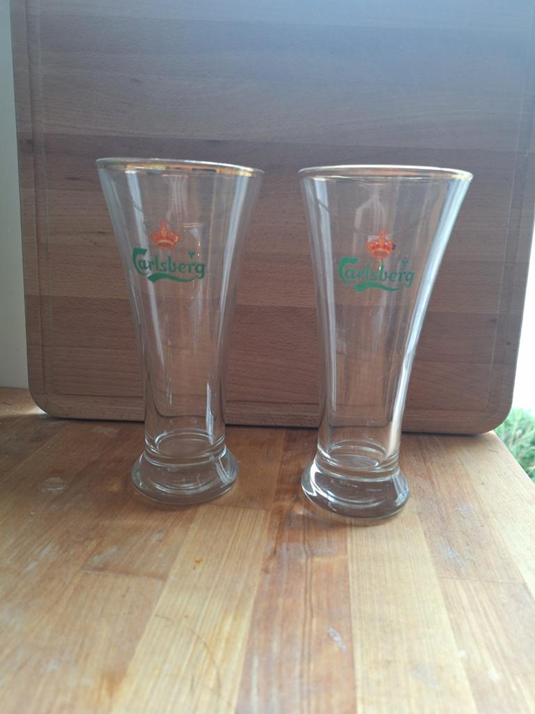 2 Carlsberg glazen, Verzamelen, Glas en Drinkglazen, Ophalen of Verzenden