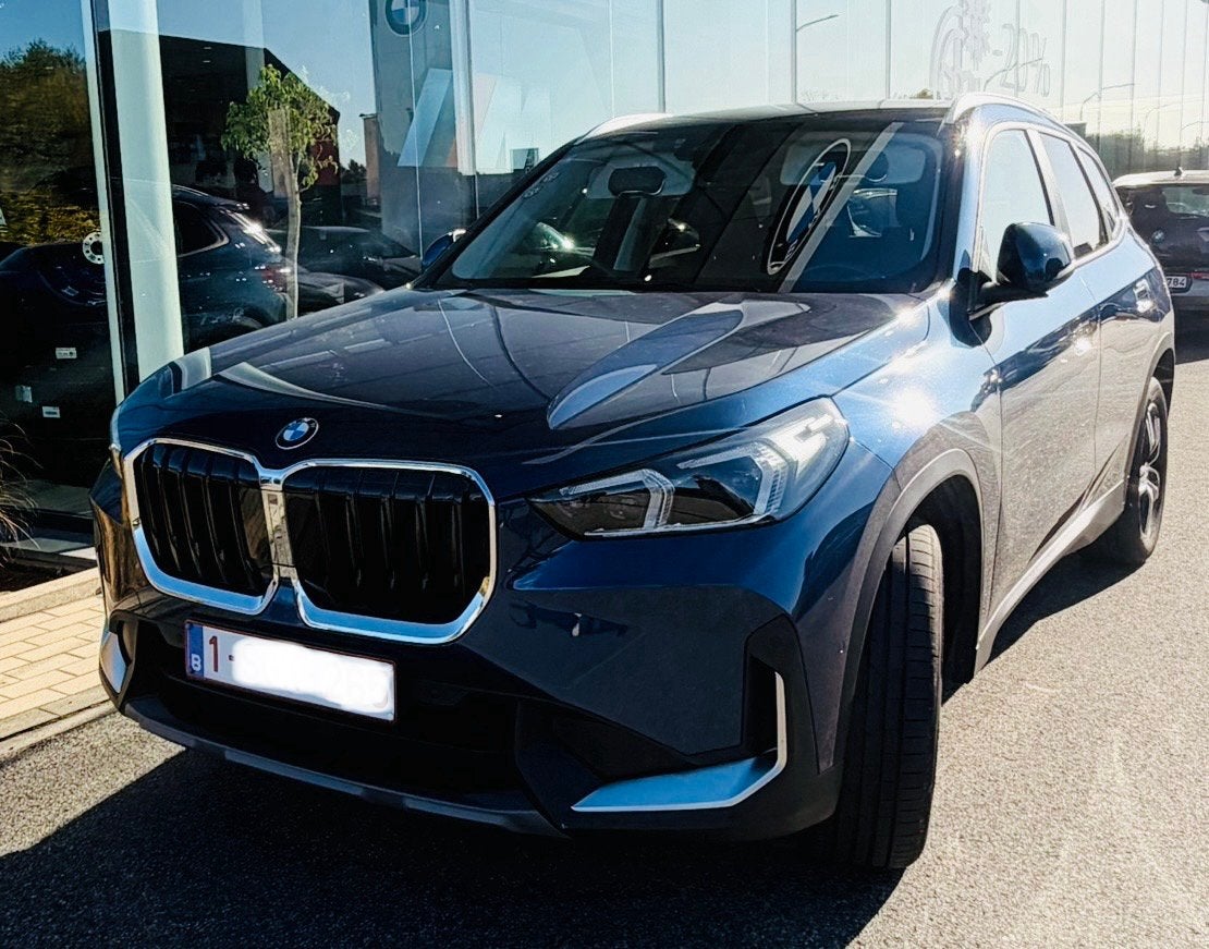BMW X1 1.5 Benzine SDrive 18i (U11) Topstaat!, Autos, Achat, Euro 6, Noir, 5 portes