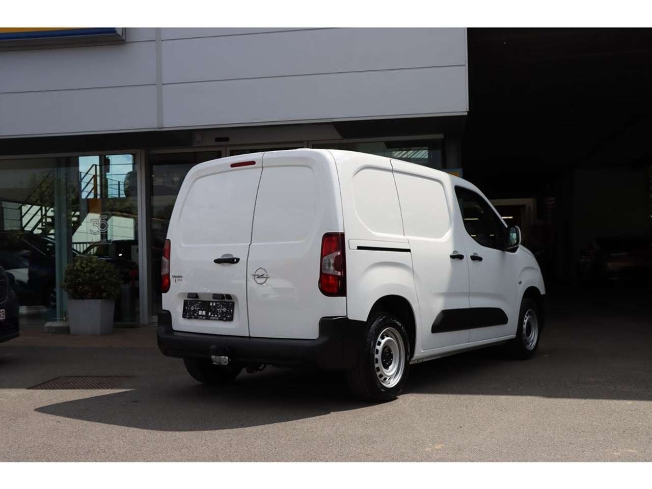 Opel Combo L1H1 1.2 Turbo Benzine NAVI | CAMERA | TREKHAAK, 0 kg, 4 deurs, https://public.car-pass.be/vhr/5a91a661-aace-48d5-8dee-2ae6da40d80f