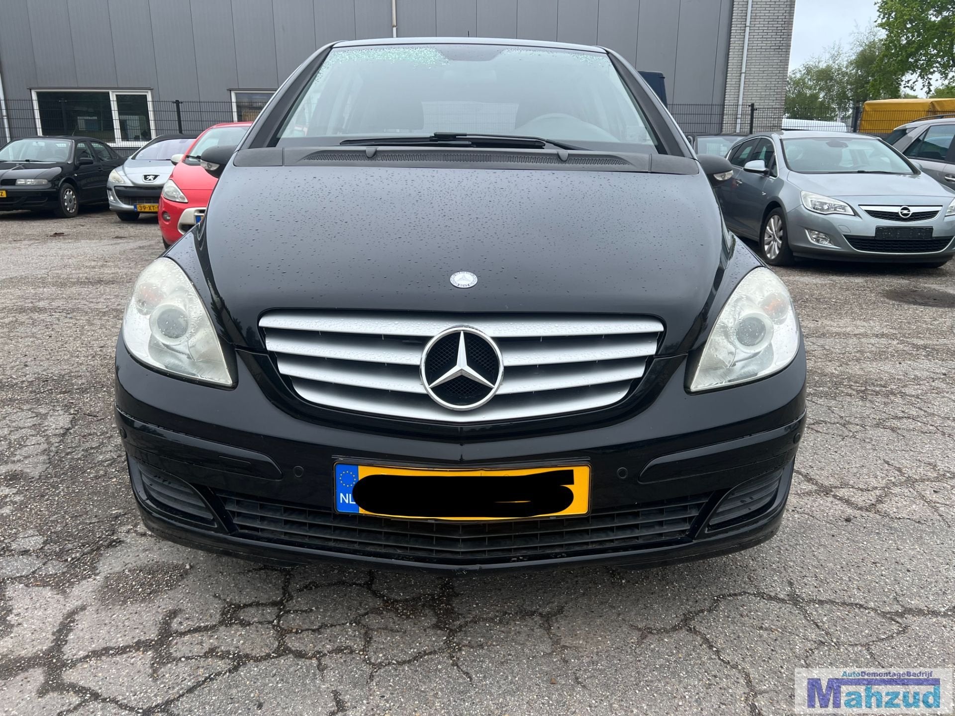 B KLASSE W245 B170 1.7 Zwart 191 266940 demontage onderdelen, Gebruikt, Mercedes-Benz AG, Mercedes-Benz, Mercedesstrasse 120
70372  Stuttgart, DE