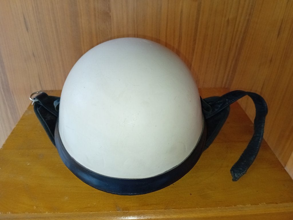 Vintage motorhelm in goede staat, Motoren, Ophalen of Verzenden, Tweedehands, M, Dames