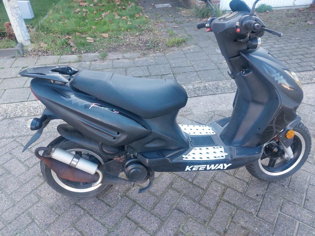 Klasse B KEEWAY FACT, Fietsen en Brommers, Ophalen of Verzenden