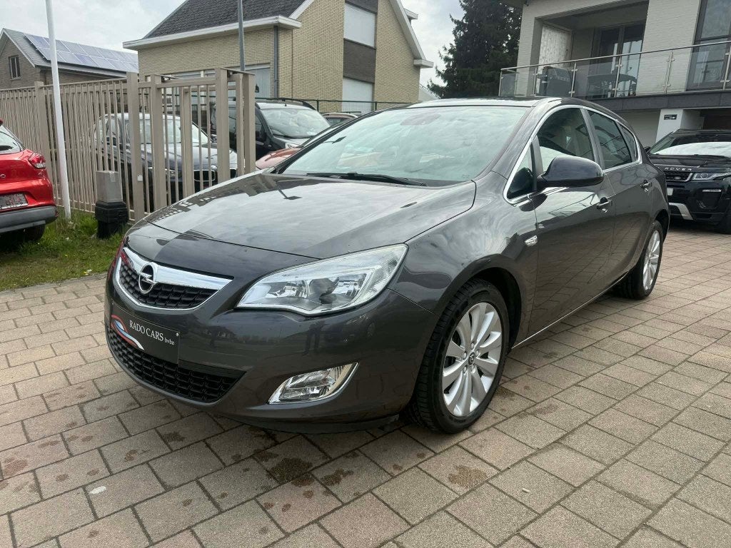 Opel Astra 1.6 benzine van 2011, Auto's, Euro 5, 1600 cc, Bedrijf, 147 g/km
