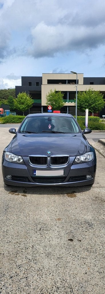 BMW 318i 2007 Gekeurd Voor Verkoop en Rijklaar Weg=Weg !, Auto's, Bedrijf, Handgeschakeld, 5 deurs, Electronic Stability Program (ESP)